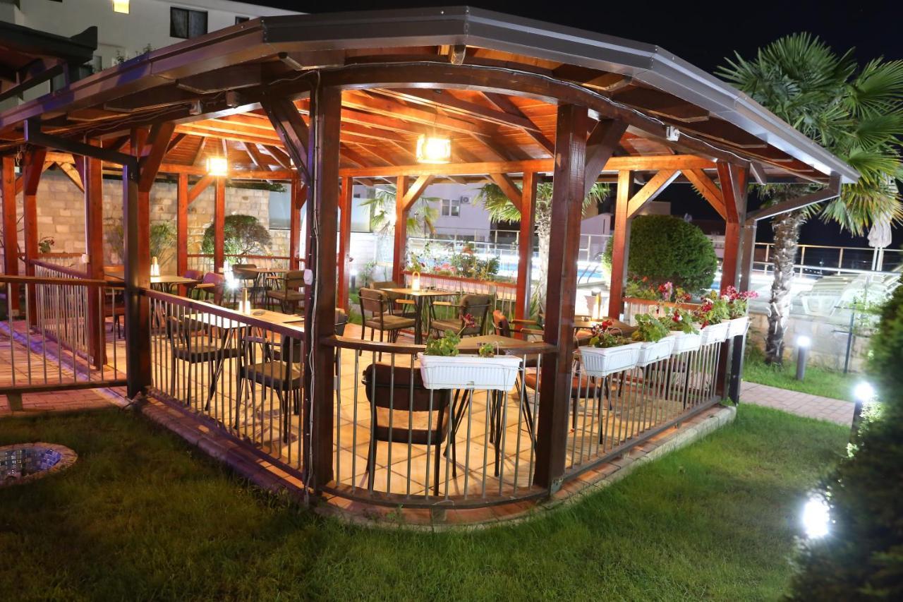 Victoria Apartments Улцинь Екстер'єр фото